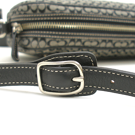 Coach(��ġ) �ñ׳��� �Ŀ�ġ ũ�ν��� �̹���4 - ���̺��� �߰���ǰ